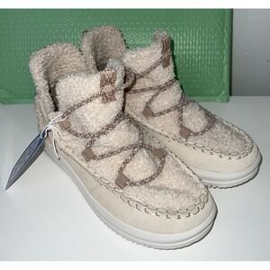 HEYDUDE 42031-265  Camden Suede Cozy Boots for Ladies - Tan - 7